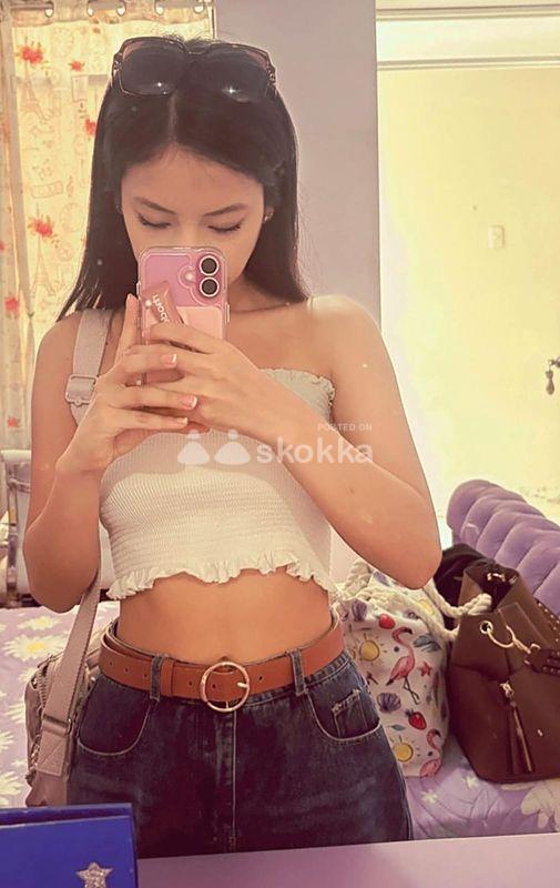 Brenda linda jovencita y apretadita